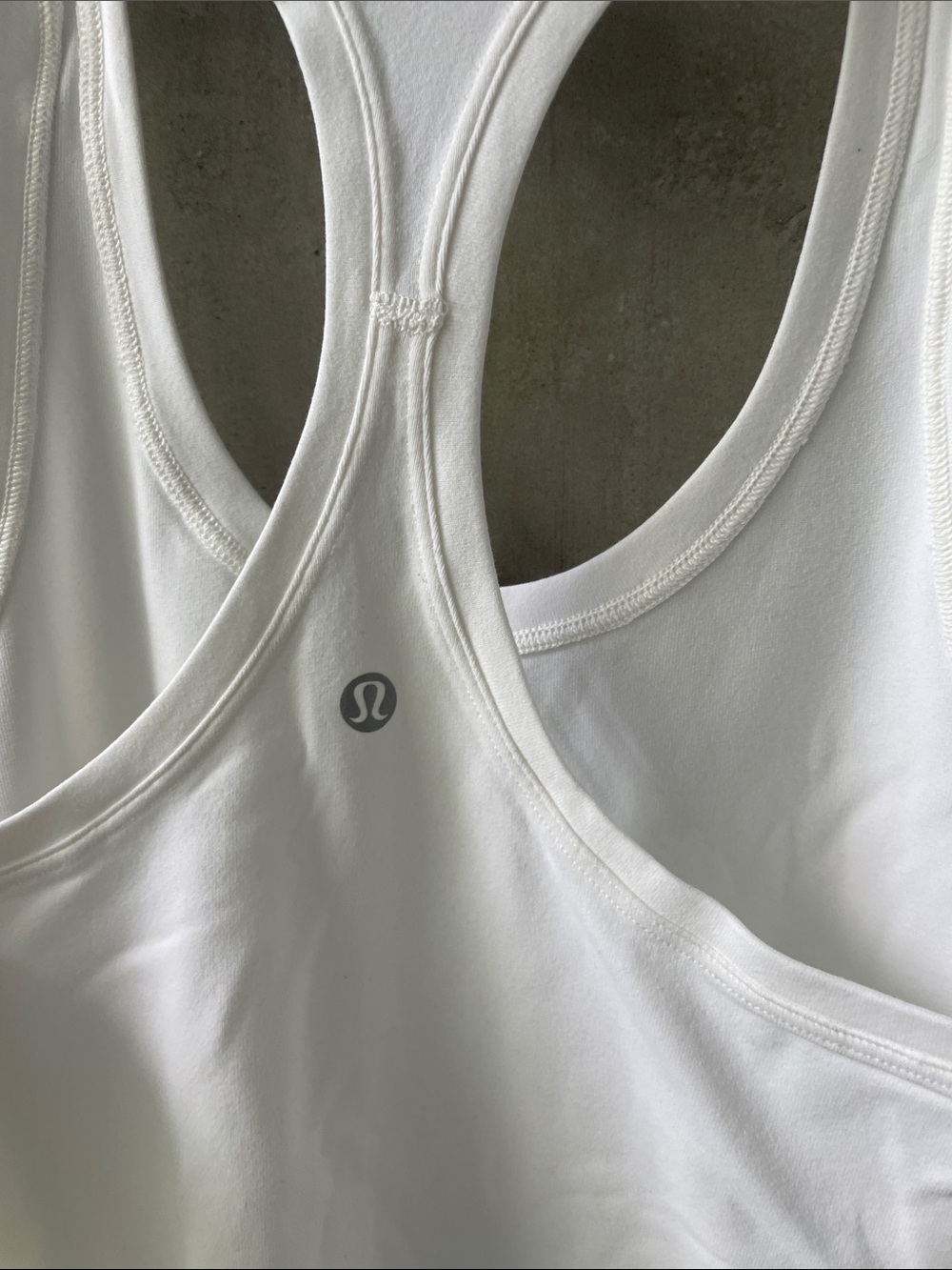 BRAND NEW LULULEMON w WHITE RACERBACK TANK! Size: 6! W/ tags! - Picture 7 of 8